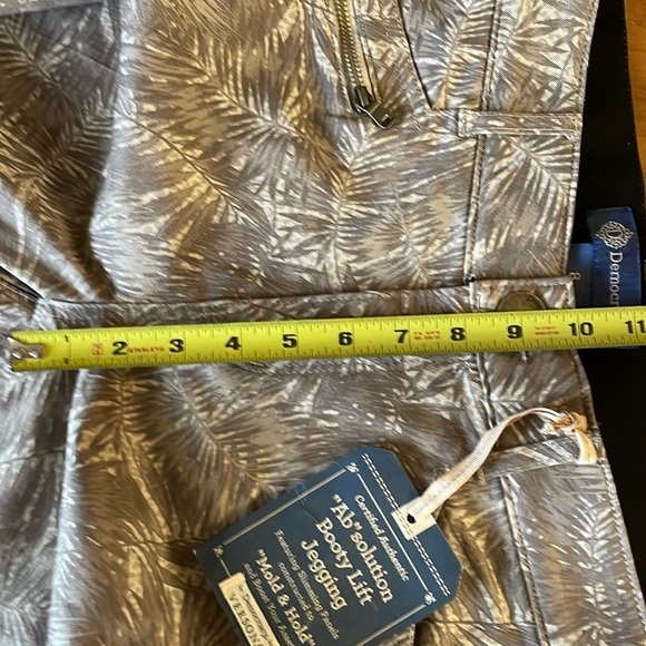 Democracy NWT Absolution Booty Lift Jegging Size 8 - Picture 6 of 15